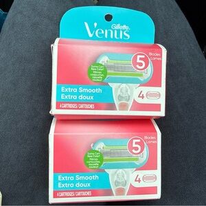 2 Packs Gillette Venus Extra Smooth 5 Blade Razor Cartridges 4 Ct Each Box